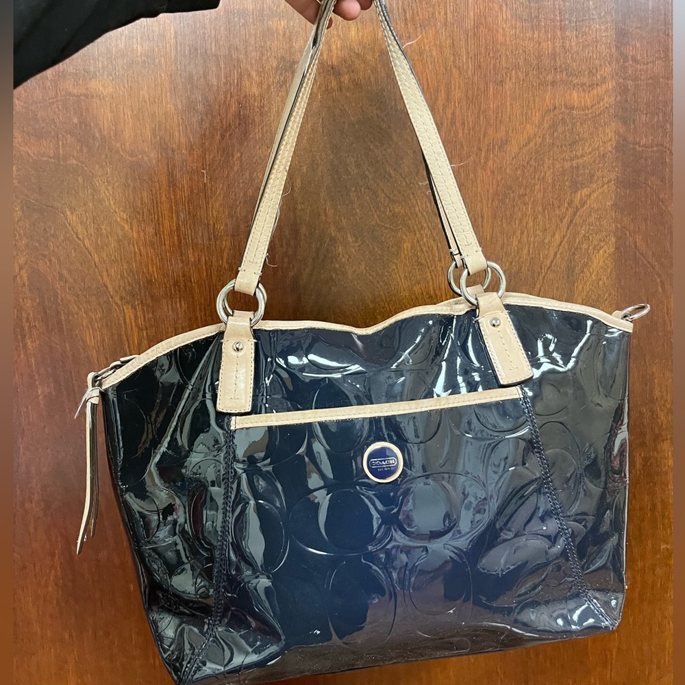 Coach Patent Leather Tote Bag navy blue  / Beige